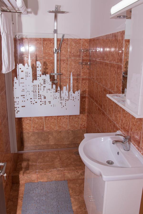 Hotel Magurele Luaran gambar