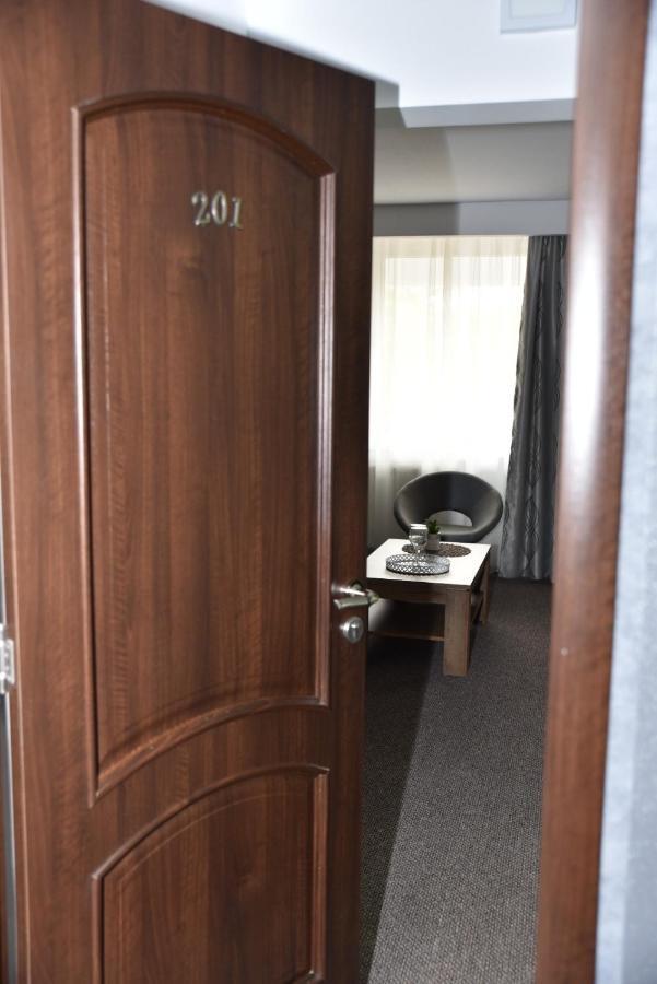 Hotel Magurele Luaran gambar